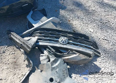 2024 Volkswagen Atlas 2.0T Peak Edition Se W/Technology from USA, damaged, VIN 1V2CR2CA6RC540188